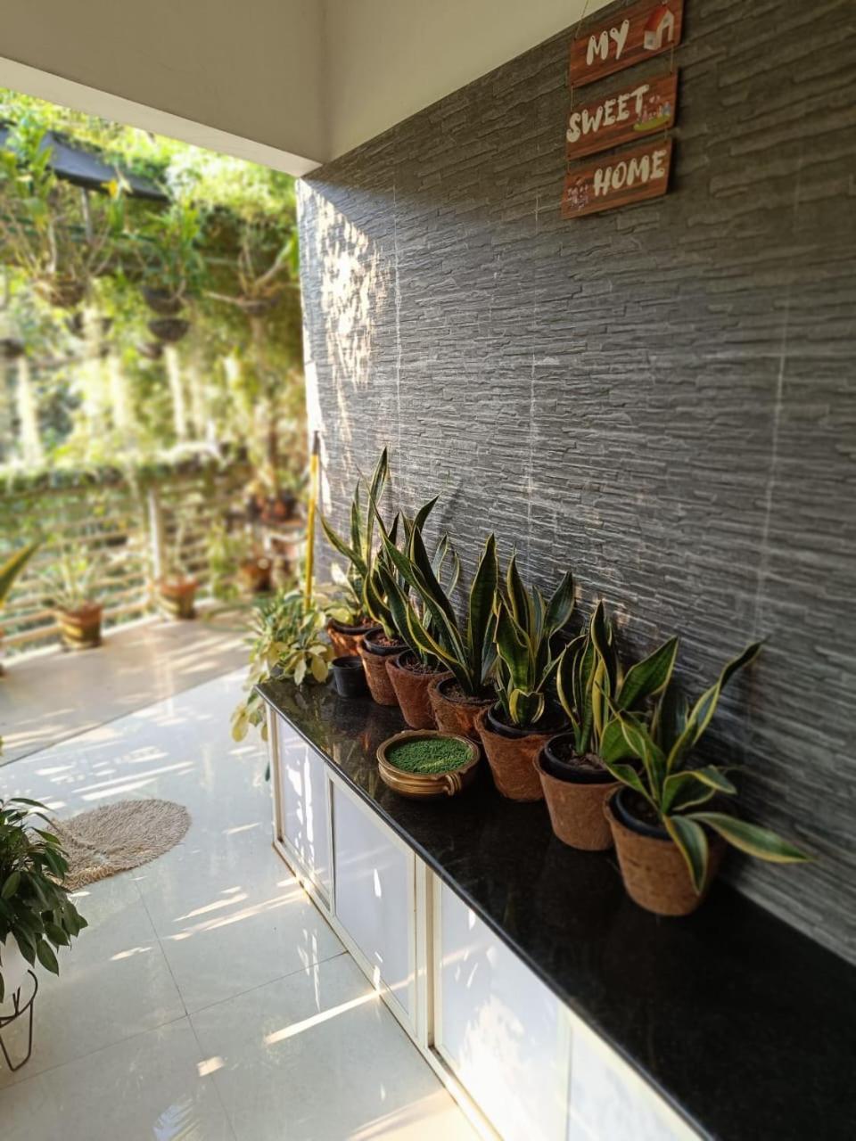 Chaithritha Ladies Homestay Thiruvananthapuram Kültér fotó